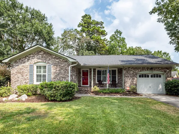 7758 Barclay Ave, North Charleston, SC 29418