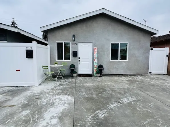 11171 Palmwood Dr, Garden Grove, CA 92840