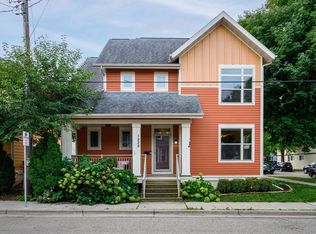 1229 Saint James Ct, Madison, WI 53715