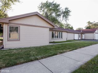 6900 W 114th St, Worth, IL