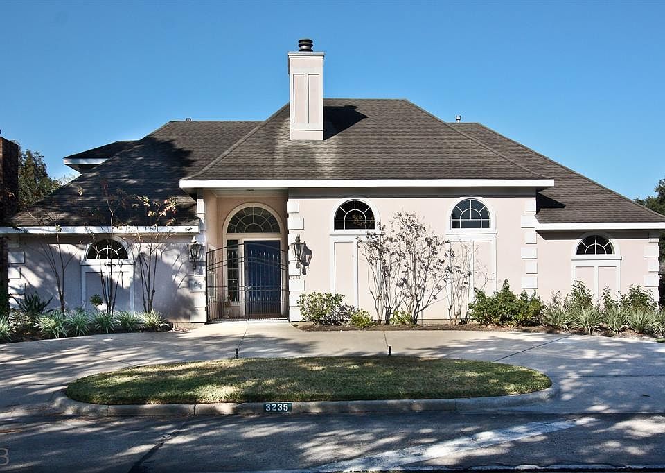 1st image of 3235 Country Club Blvd