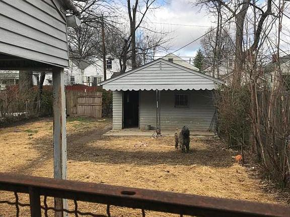 5th image of 2233 Grand Ave