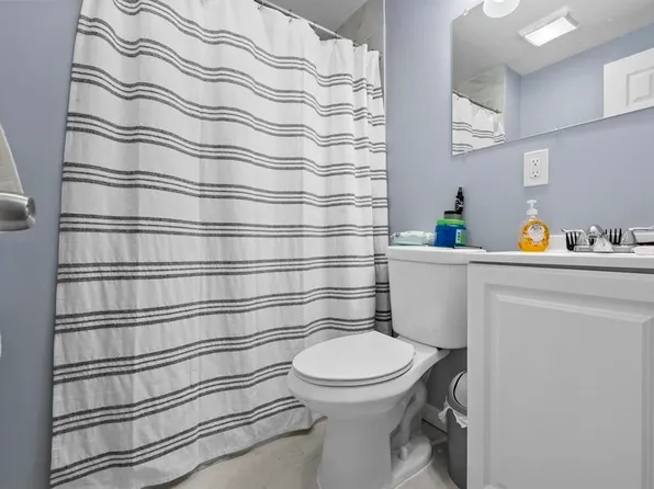 705 8th Street image 25 of 34