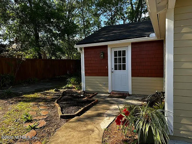 4249 Saint Johns Ave — Photo 15