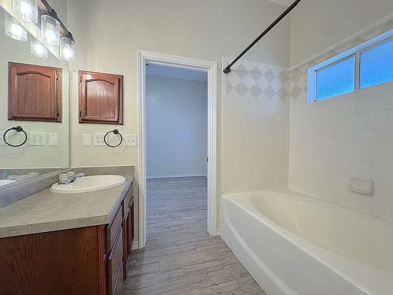 848 Sunset Park Dr — Photo 20