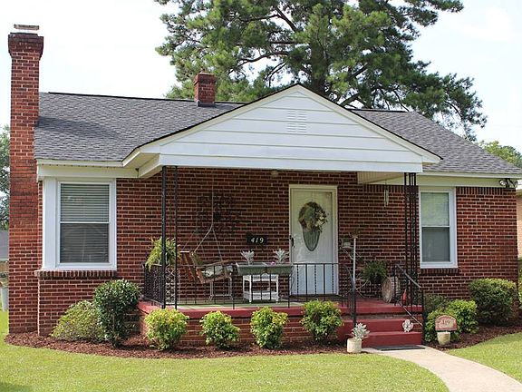 Front porch with swing
