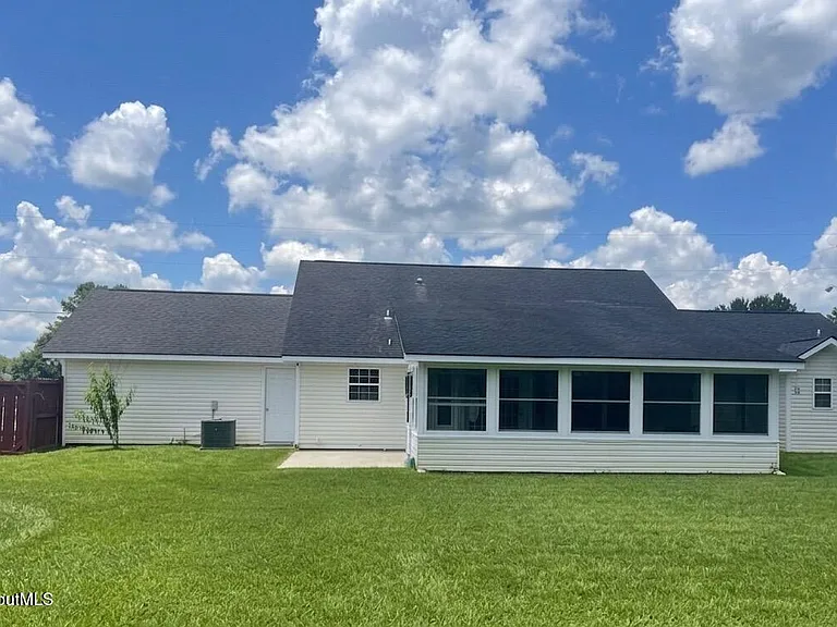 1221 Nautical Dr SE — Photo 8