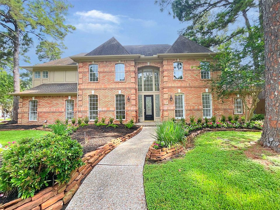 1st image of 1810 Seven Maples Dr
