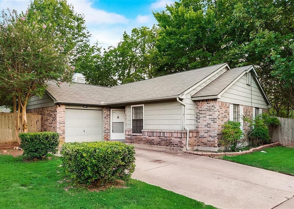 1st image of 2801 Persimmons Ct