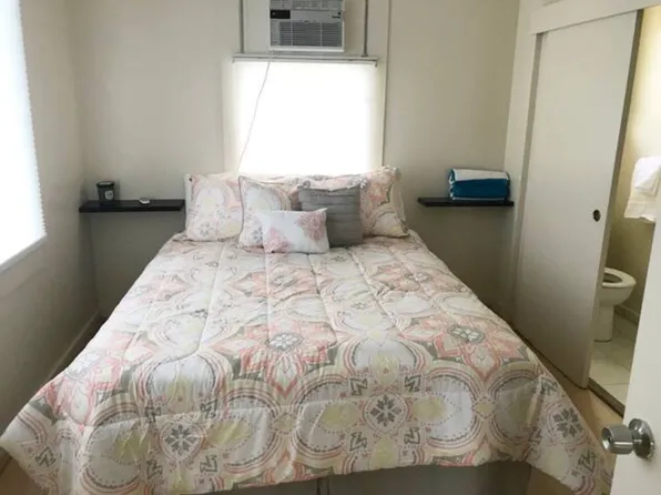 3147 Brokaw St APT A, Honolulu, HI 96815