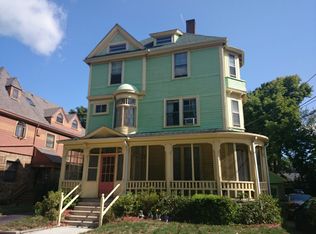 201 Davis Ave, Brookline, MA 02445