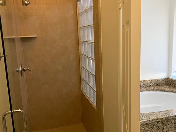 2nd image of 1792 Peninsula Pl