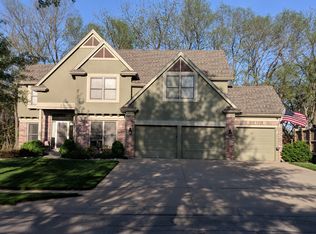 9015 N Manning Ave, Kansas City, MO 64157