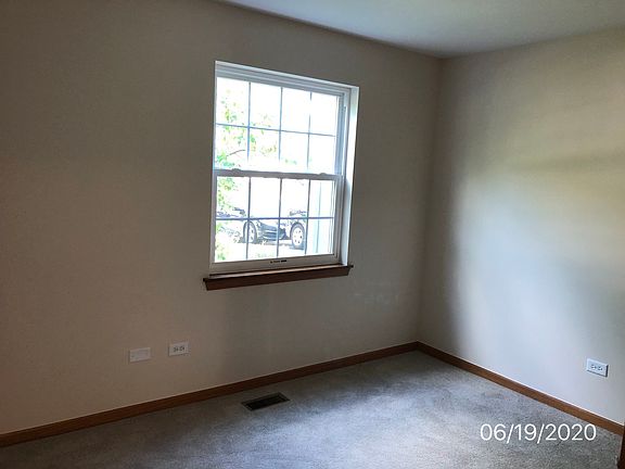 5th image of 66 Beechmont Ct
