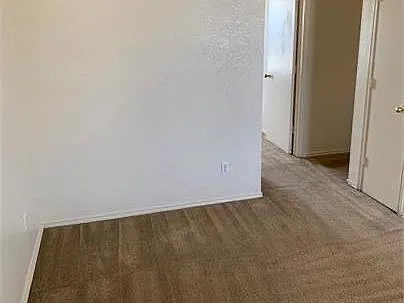 1110 Horizon Drive — Photo 2