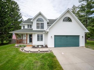 11363 McKinley Rd, Montrose, MI 48457