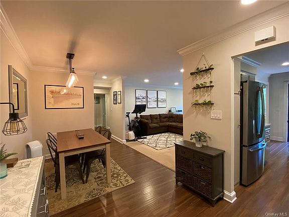 3rd image of 904 N Broadway APT 42E