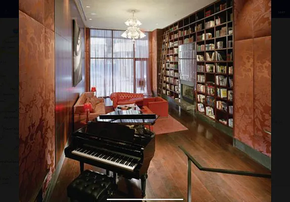 Rented by Level Group | media 20