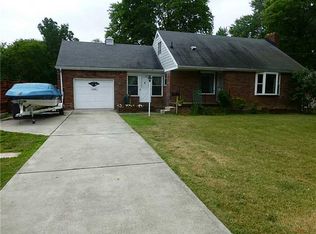 1212 Vanderbilt Rd, Toledo, OH 43615