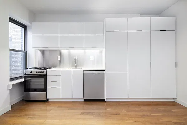 Rented by REAL New York | media 1