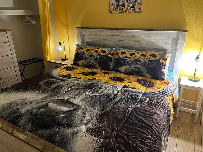 1814 W Kerry Ln — Photo 29