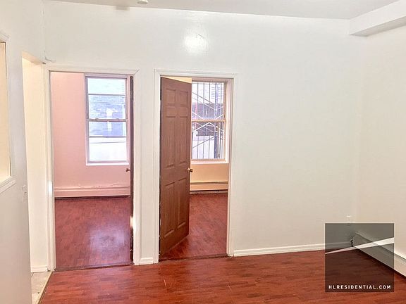 5th image of 4121 29th St APT 3F