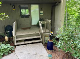 177 Overlook Rd #10E, Sapphire, NC 28774