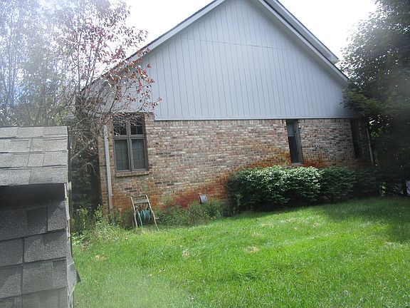 2nd image of 10555 Cedar Valley Dr