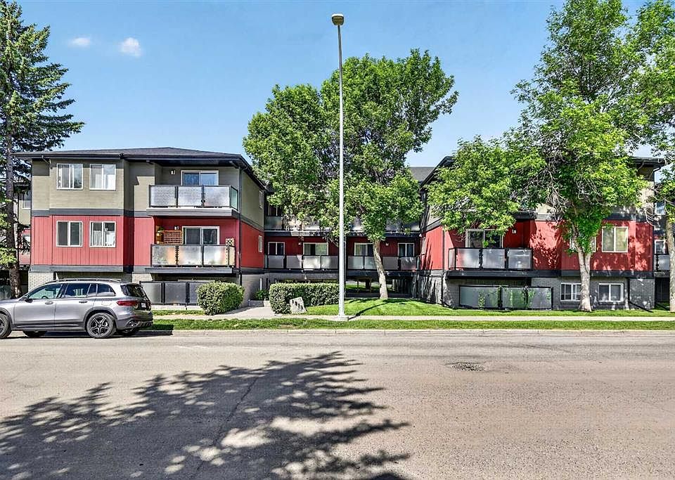 1st image of 1915 W 26th St SW #204