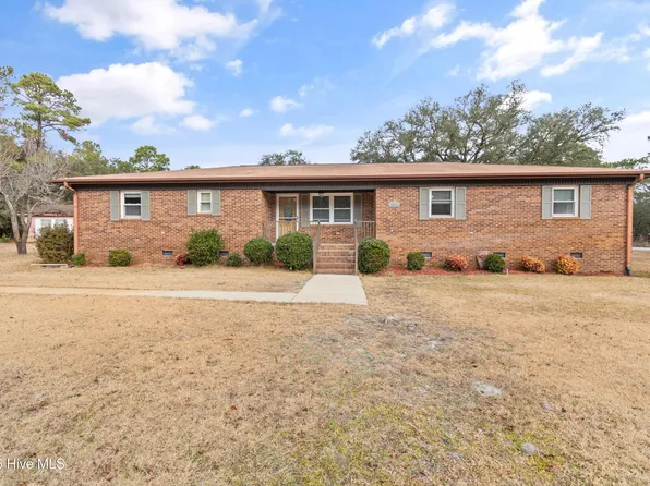 3042 Old Ferry Road SW, Supply, NC 28462