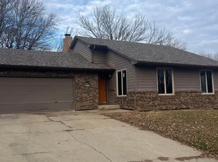5812 W 37th St, Sioux Falls, SD 57106