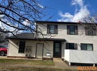 6515 Engle Rd #35B, Brookpark, OH 44142