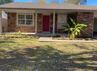 1744 S Pecan Ct, Broken Arrow, OK 74012