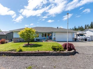758 Commodore Ln, Camano Island, WA 98282