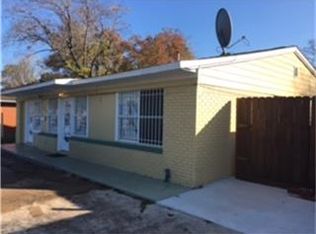 2205 Strawberry Rd, Pasadena, TX 77502