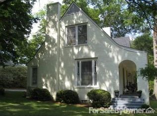 512 Academy St, Laurens, SC 29360