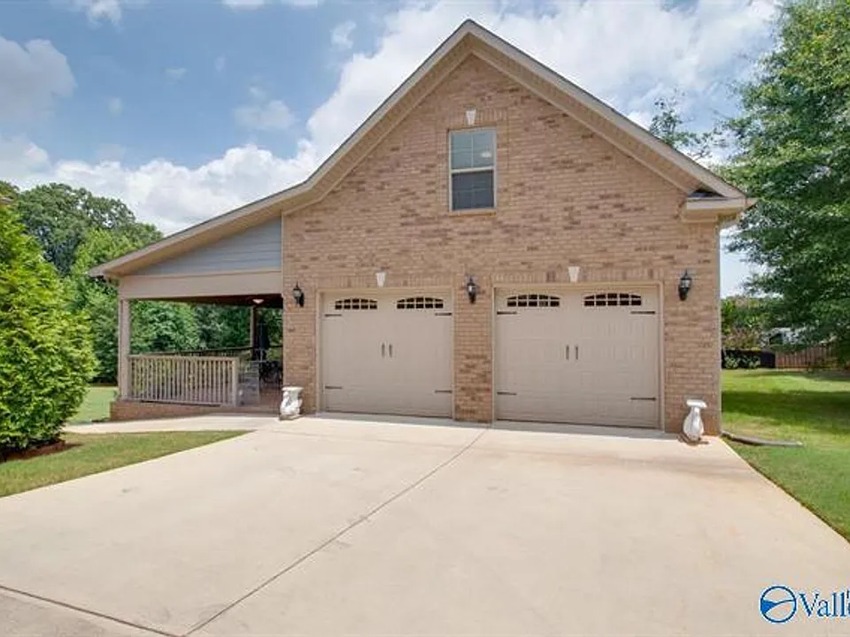 217 Buddy Tate Ln
