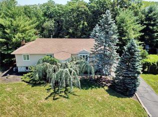 16 Stonecrest Dr, Thiells, NY 10984