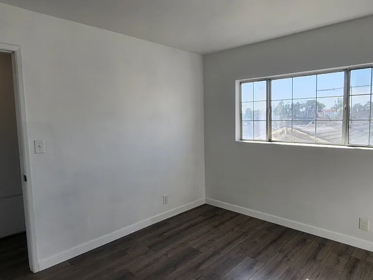 8161 Evergreen Ave #B — Photo 14