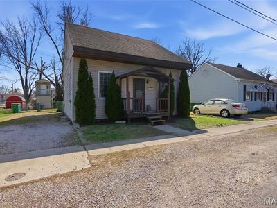 213 W 4th St, O'Fallon, IL, 62269