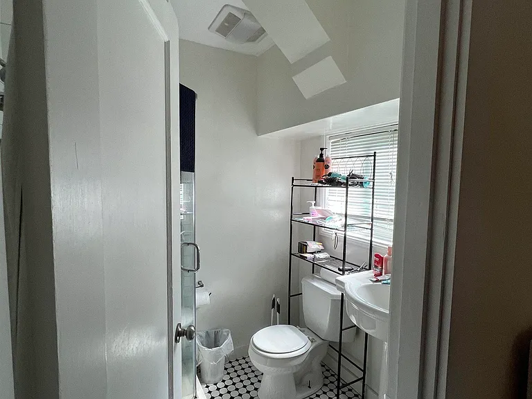 1532 Milvia St #2 — Photo 4