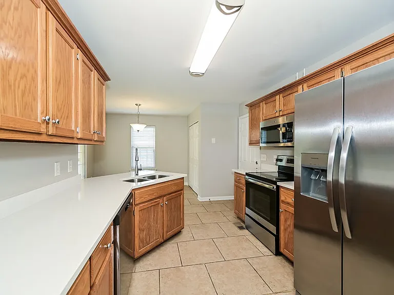 1594 Laurel Ledge Dr — Photo 8