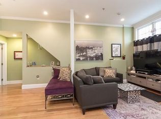 371 Dorchester St, Boston, MA 02127