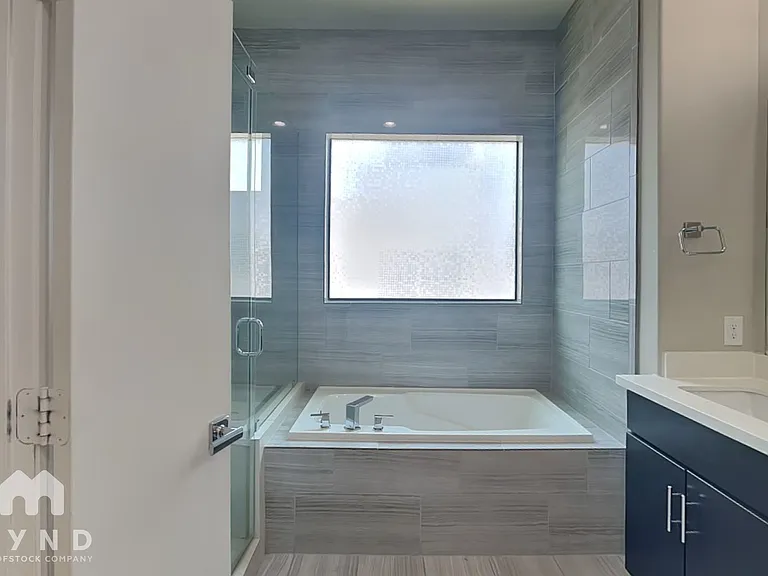 5309 Inker St — Photo 9