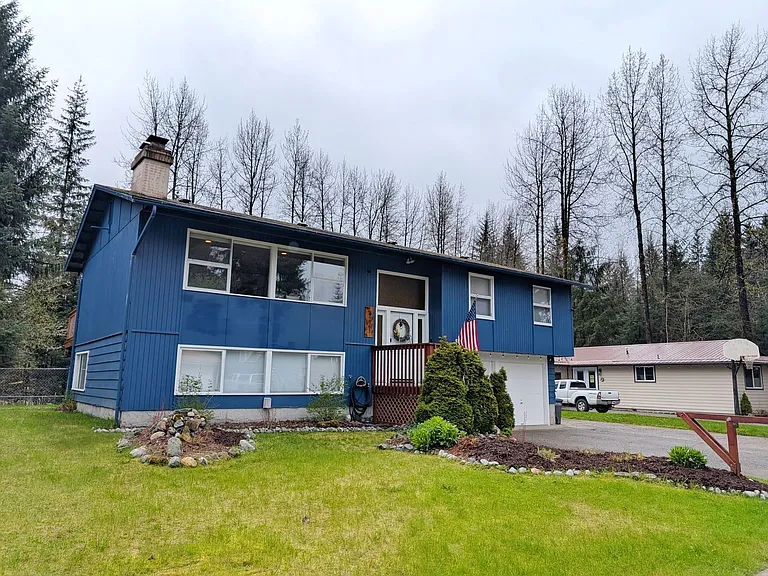 8221 Birch Ln — Photo 1