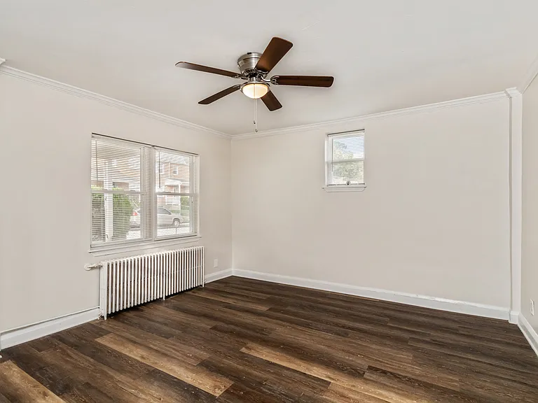 2915 Oakford Ave — Photo 2