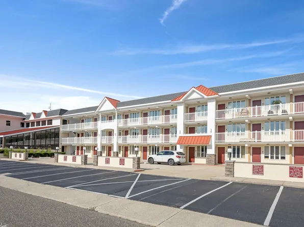 7888 Dune Dr #219, Avalon, NJ 08202
