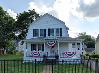 61 E Cross St, Norwood, MA 02062