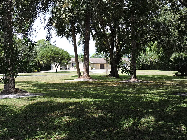 4529 Square Lake Dr — Photo 45