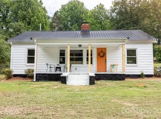 1000 N Mountain St, Cherryville, NC 28021